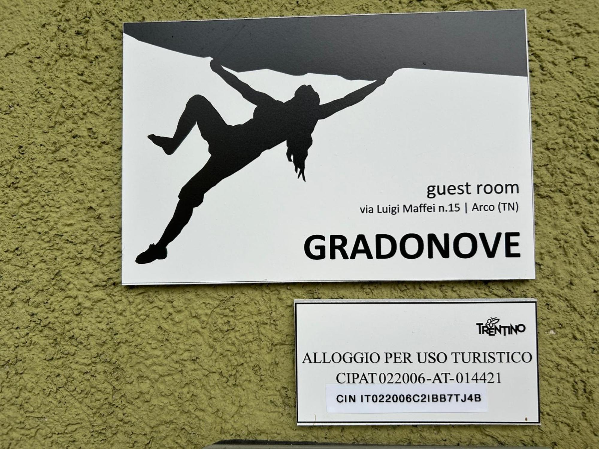 Guest Room Gradonove Arco Bagian luar foto